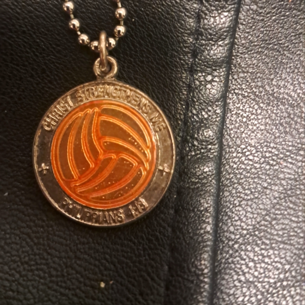 VINTAGENecklace SIGNEDCREED Christ Srengthens Me PENDANT